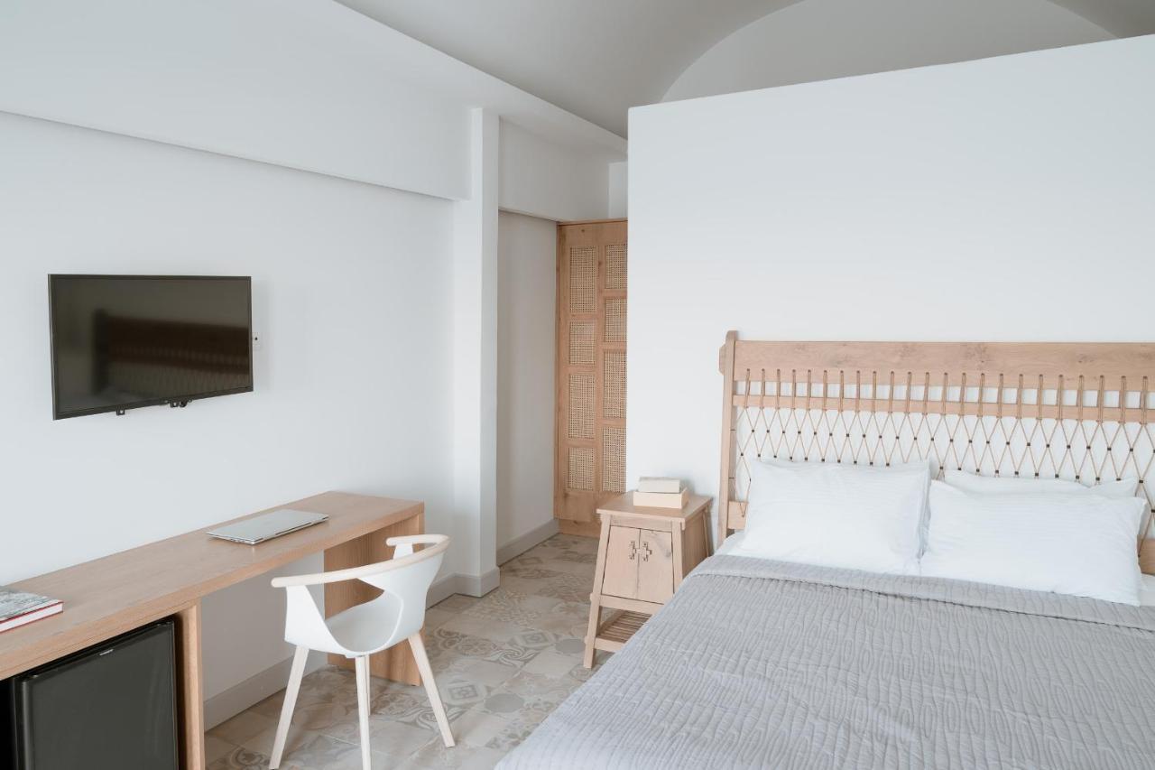Mon Signor (Adults Only) Hotel Kamari  Bagian luar foto