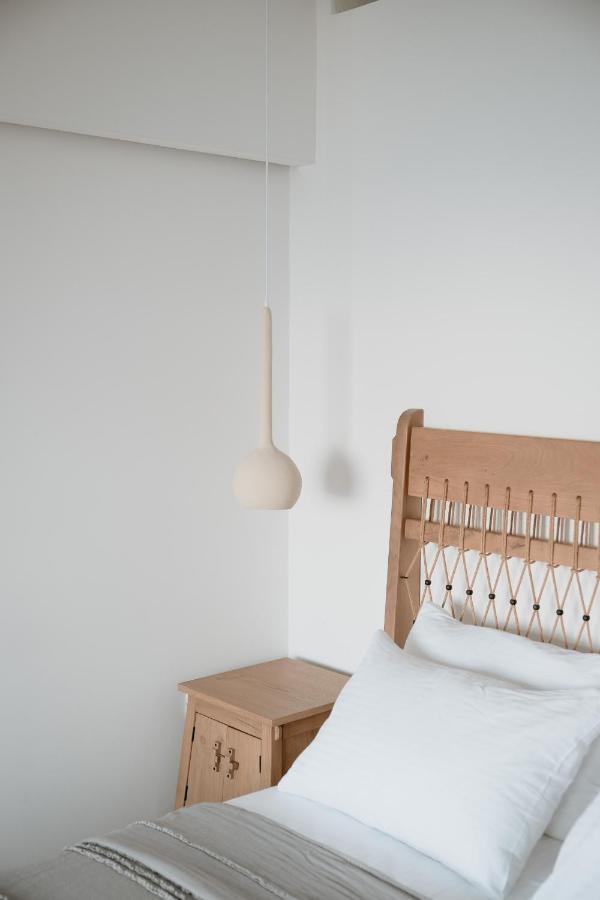 Mon Signor (Adults Only) Hotel Kamari  Bagian luar foto